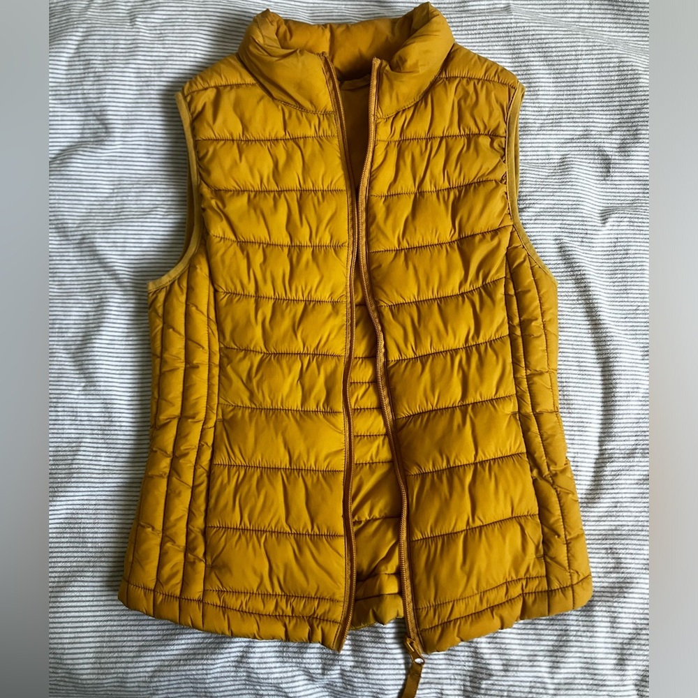 Mustard yellow puffer vest